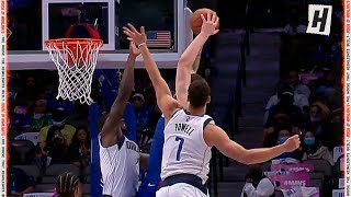 Isaiah Hartenstein With the NASTY POSTER DUNK on Eugene Omoruyi 😤 [upl. by Leith]