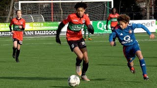 JILLIAN SPEELT TEGEN FEYENOORD  TOUZANI TV [upl. by Nalyk]