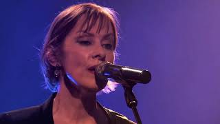 Suzanne Vega Luka Live [upl. by Eiznekam584]