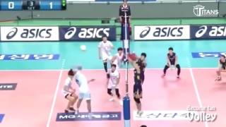 İmkansız Kurtarışlar Yapan Koreli Voleybol Oyuncusu [upl. by Agon]