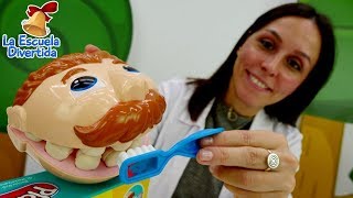 Vídeo para niños Un dentista para el Señor Dientes La Escuela Divertida [upl. by Noramac]