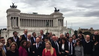 Meloni noi disponibili solo a un governo di centrodestra [upl. by Yrrab16]