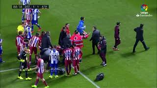 Fernando Torres da el susto en Riazor [upl. by Bess]