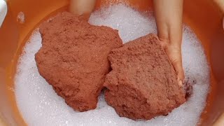 DIPPINGFLOOR CRUMBLING gritty Red dirt crumble DRY on floor and Water 🌊💦🌊💯 satisfying sound asmr [upl. by Towny]