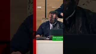 Moment Georgia election cheif doused in paint by opposition official Georgia BBCNews [upl. by Buffy]