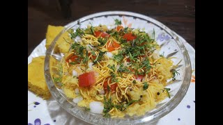 Sev Khamani  सेव खमनी  Gujarati Khaman Dhokla Chaat Recipe  Instant recipe  Tasty Street Snacks [upl. by Yentirb367]