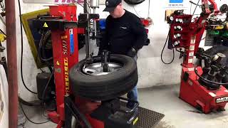 Changing Tires at Kenwood Tire amp Auto Service Using a Corghi 500 Tire Machine [upl. by Edorej]