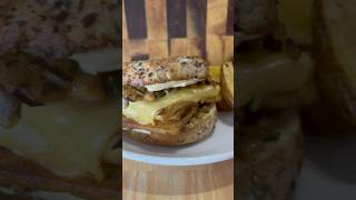 Vegan breakfast sandwich vegan veganfoodie foodie yummy [upl. by Imot]