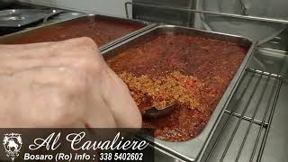 Lo chef Maurizio del ristorante Cavaliere a Bosaro ci svela il segreto del suo ragù alla bolognese [upl. by Micaela895]