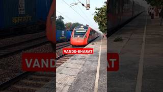 VANDE BHARAT EXPRESS 160 km Speed trending automobiletravel vandebharatexpressshortsviralvideo [upl. by Areek577]