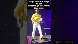 Arijit Singh Live Concert In London Arijit Singh Loves His Stage viralfeeds bollywood [upl. by Ykroc103]