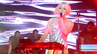 Little Boots Remedy Live Matter 100709 [upl. by Dickman]