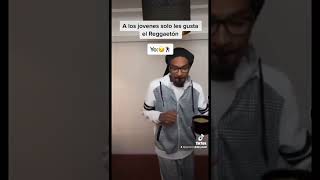 Snoop dogg bailando Amanda baila con la banda [upl. by Ettelliw482]