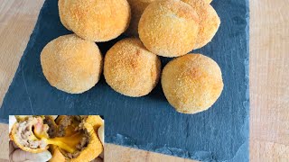 Bolitas de carne rellenas de aceitunas y queso [upl. by Atiruam120]