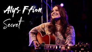 Alys Ffion  Secret original song  Mooloolaba Music Live Sessions [upl. by Myrvyn183]