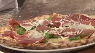 Le videoricette del Master Pivetti  La Pizza Crudo Rucola e Grana [upl. by Suneya]