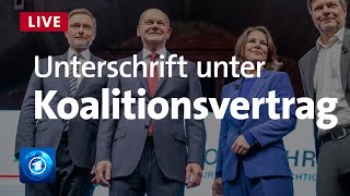 SPD FDP und Grüne unterschreiben Koalitionsvertrag [upl. by Neelsaj162]