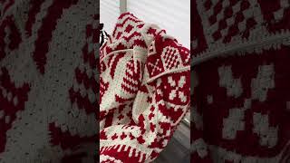 A corner to corner crochet blanket pattern perfect for Christmas crochetedblanket c2ccrochet [upl. by Damal]