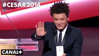 Le Selfie de Kev Adams aux César 2014 [upl. by Aihsotan]