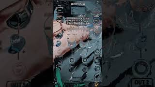 Behringer GRIND amp BRAINS  B2  Noise MODEL  RAW SOUND Short [upl. by Nwahsud]