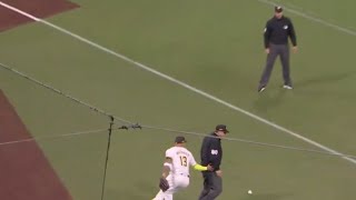 Shohei Ohtani Thrown Out After Ball Hits Umpire in Dodgers vs Padres Game [upl. by Julianne]