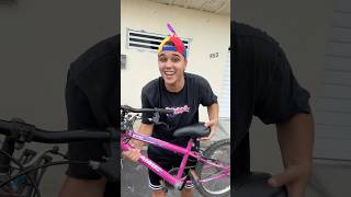 Dei uma bike rosa para paulinho de presente de natal 😂 irmãosmedeiros grau bike bicicleta [upl. by Federica]