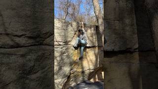 Out of the Frying Pan V6  Peterskill Gunks Nan climbing gunksbouldering [upl. by Keung]