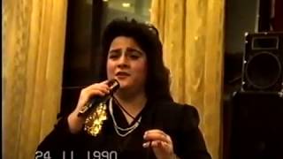 Sen mensiz yasaya bilmeyeceksen Segah Konul Xasiyevanin cavan vaxtlari 1990 [upl. by Nylirret]