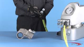 HYTORC Versa™  Limited Clearance Hydraulic Torque Wrench Operation [upl. by Durwood]