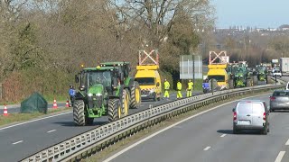 Flambée des prix du carburant opération escargot près de Rennes  AFP Images [upl. by Rustice]