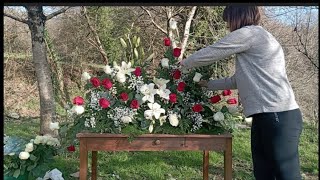 Arreglo con rosas y lillium Tips y tutoriales de floristería para principiantes 🌹🌹 [upl. by Kcirdlek]