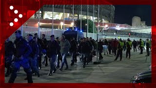 Napoli luscita dei tifosi dellUnion Berlino dallo stadio massiccio dispiegamento di Polizia [upl. by Archer]