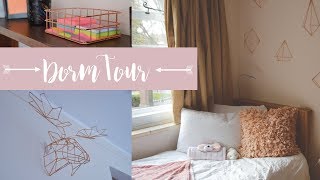 CAMBRIDGE UNIVERSITY DORM TOUR  ST JOHNS COLLEGE [upl. by Vanthe]