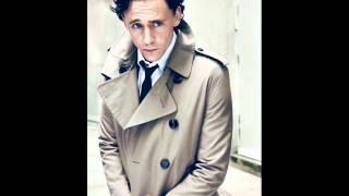 The Red Necklace  Read by Tom Hiddleston  CD 4 Track 1 [upl. by Veda]