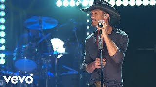 Tim McGraw  Diamond Rings and Old Barstools From iHeart Live [upl. by Wong237]