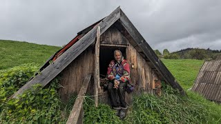 The difficult life of a 93yearold grandmother in the mountains far from civilization [upl. by Meredi]