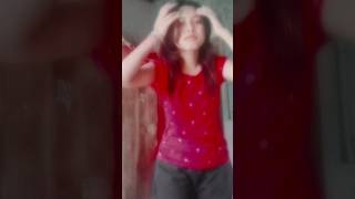 kyu aage peeche dolte ho bhawro ki Tarah dance shorts girldance [upl. by Semreh778]