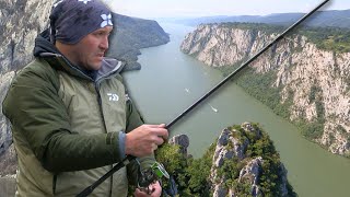 Pecanje smuđa na Dunavu  Đerdap  Varaličarenje  Fishing zander [upl. by Ggerc]