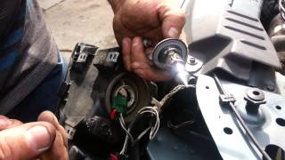 Eazy Way Replace headlight  Light Bulb on a Chrysler Dodge Caravan [upl. by Sile]