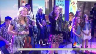 The Willis Family performs song Heaven on Todays Show May 5th 2015 [upl. by Naes160]