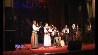 Polka with tambourine by Lithuanian folk music choir quotRaskilaquot [upl. by Aerua]