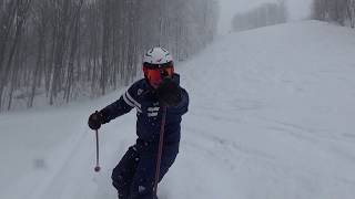 Samuser à skier dans la poudreuse par FRED LÉPINE [upl. by Greenburg]