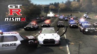 Nissan GTR R35 run from 1000 cops  Need for speed most wanted [upl. by Anelys500]