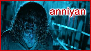 Anniyan Tamil Movie  Anniyan Thrashes Local Goons  Vikram  Sadha  Vivek  Prakash Raj [upl. by Gasperoni]