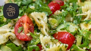 Mediterraner Nudelsalat mit Rucola amp Tomaten  Frischer italienischer Sommersalat [upl. by Amr]