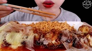 mellawnie asmr  takoyakifire noodles  bites only [upl. by Timotheus199]