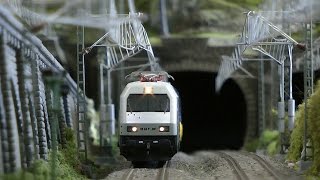 Die superschöne Modellbahn mit Straßenbahn in H0 vom MEC Wuppertal [upl. by Hocker882]