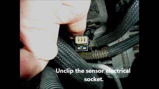 How to replace a Renault Camshaft position sensor [upl. by Victor522]