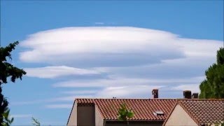 Time lapse Nuage Lenticulaire France Var Vidéo accelérée [upl. by Florri]