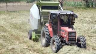 Trattore Same  imballatrice Claas Variant 280 al lavoro [upl. by Lewendal368]